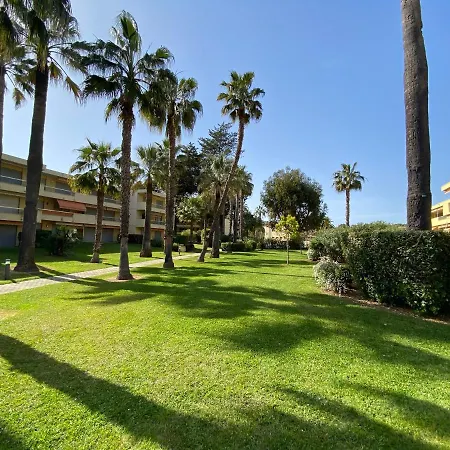 Les Eucalyptus Apartment